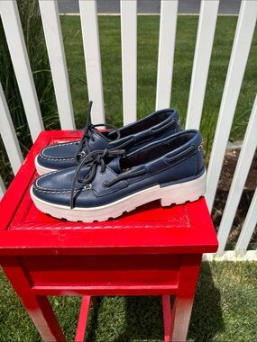 Sperry Navy Leather Boat Moccasins, Size 8, Never Worn